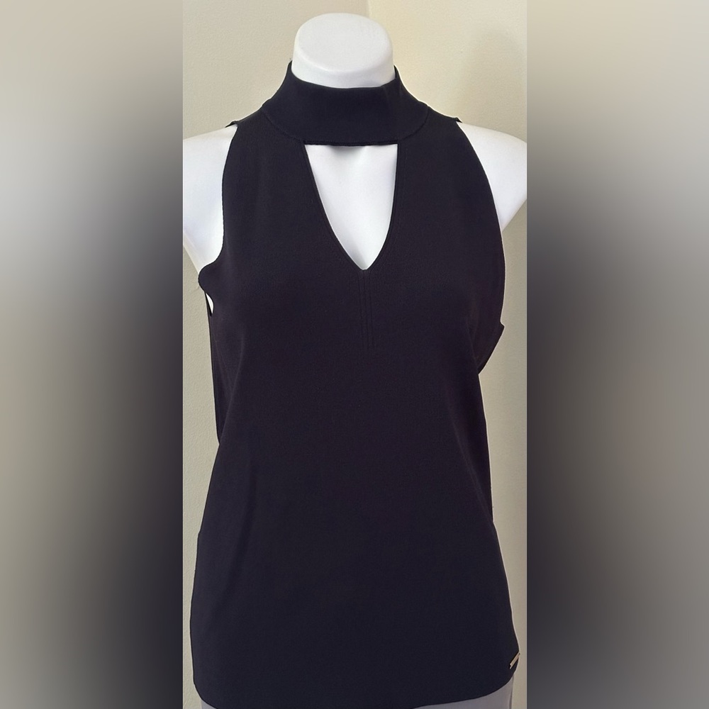 MICHAEL KORS Black Banded Neck Key Hole Sleeveless Blouse Sz L.Stretchy Material